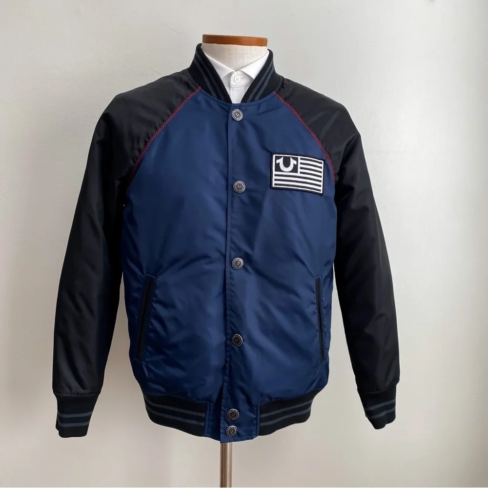 True Religion Men’s Bomber Varsity Jacket Quilted Nylon Navy Black Streetwear M